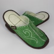 Schlappen aus Filz mit Ledersohle und hochgestellter Spitze für Damen und Herren in der Farbe Grün - Classic Mongs Grün